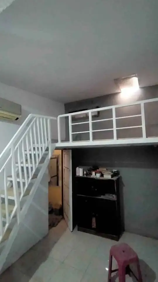 Mezzanine / Kamar Tingkat