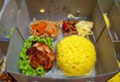 Menerima pesanan Nasi kuning box