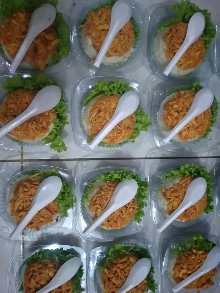 Nasi Ayam Suwir Jumat Berkah