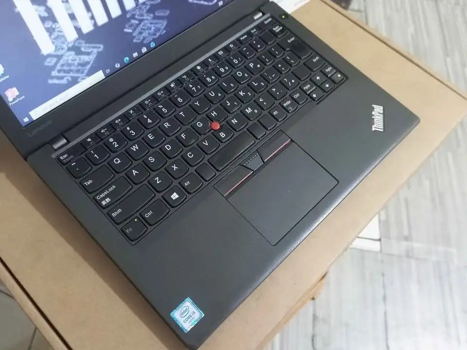 Jual Cepat Laptop Lenovo Thinkpad X270, Core i3 Gen 6, RAM8/HDD500