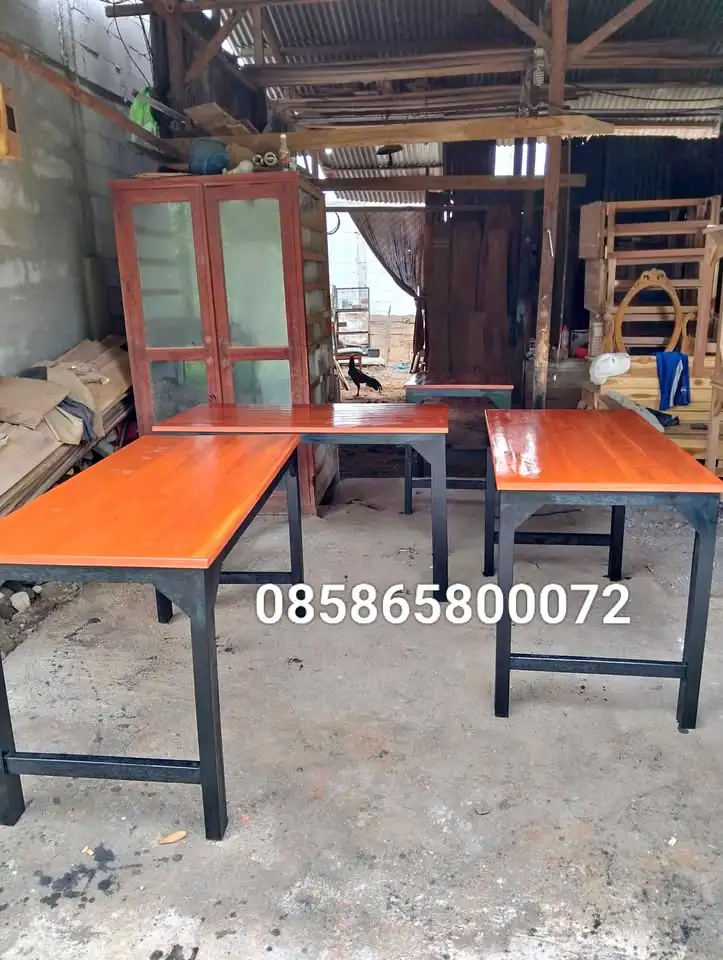 Meja Warung Makan Kokoh dan Anti Rayap