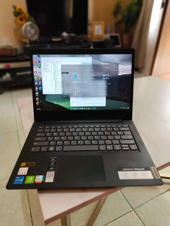Laptop Lenovo ideapad slim 3