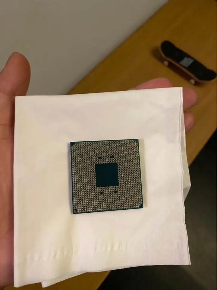 Prosesor AMD Ryzen 5 5600 tray