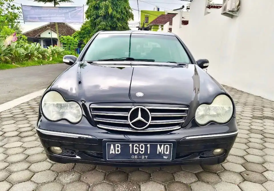 2002 Mercedes-Benz c-class