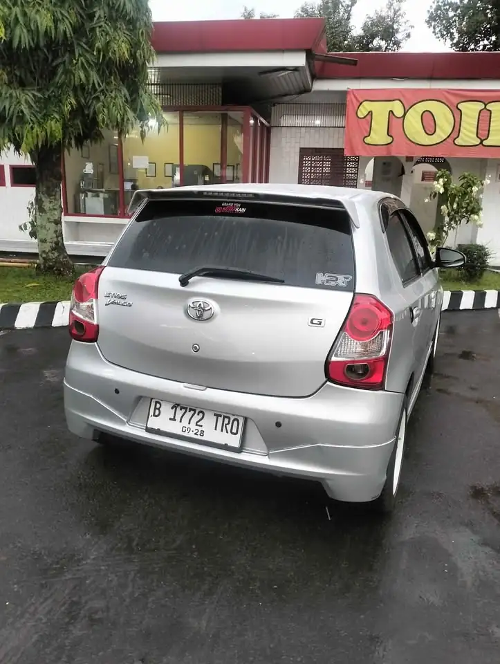 Etios 2013 G manual Toyota city car