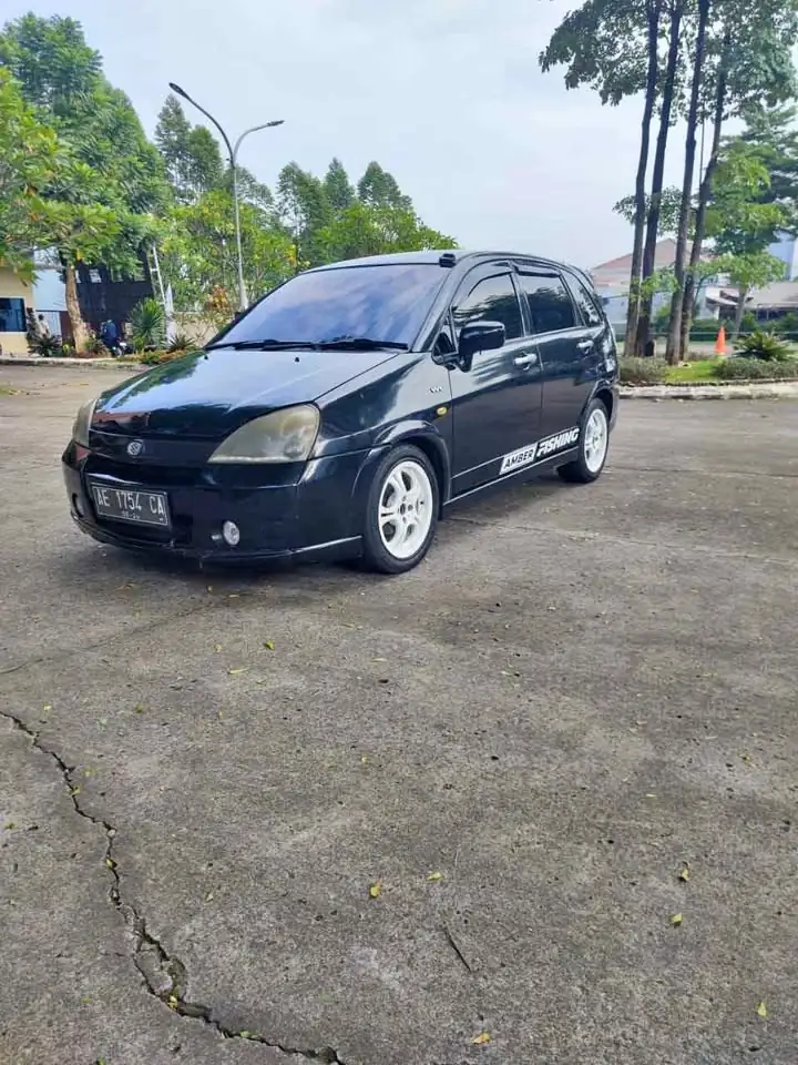 2005 Suzuki aerio