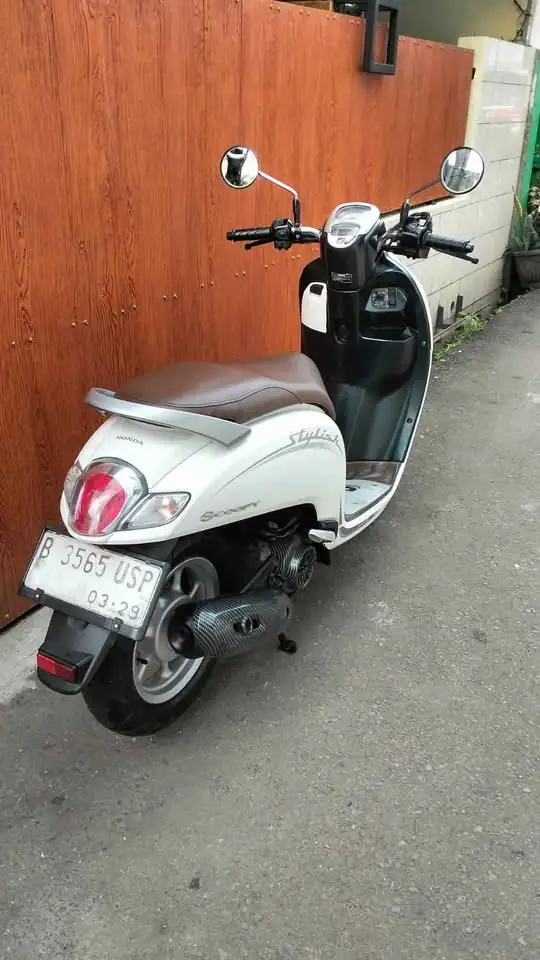 Honda Scoopy stylish 2019