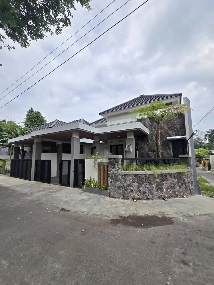 Dijual rumah dalam perumahan di sleman