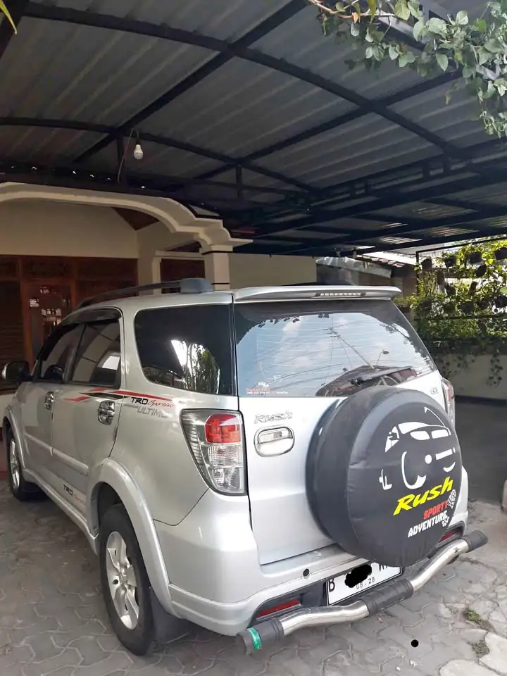 2013 Toyota Rush G manual