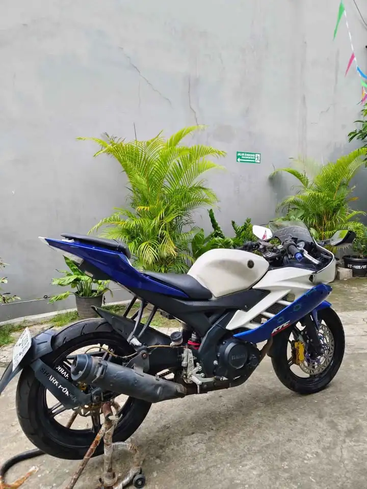 Motor Yamaha R15 2015 Plat DKI