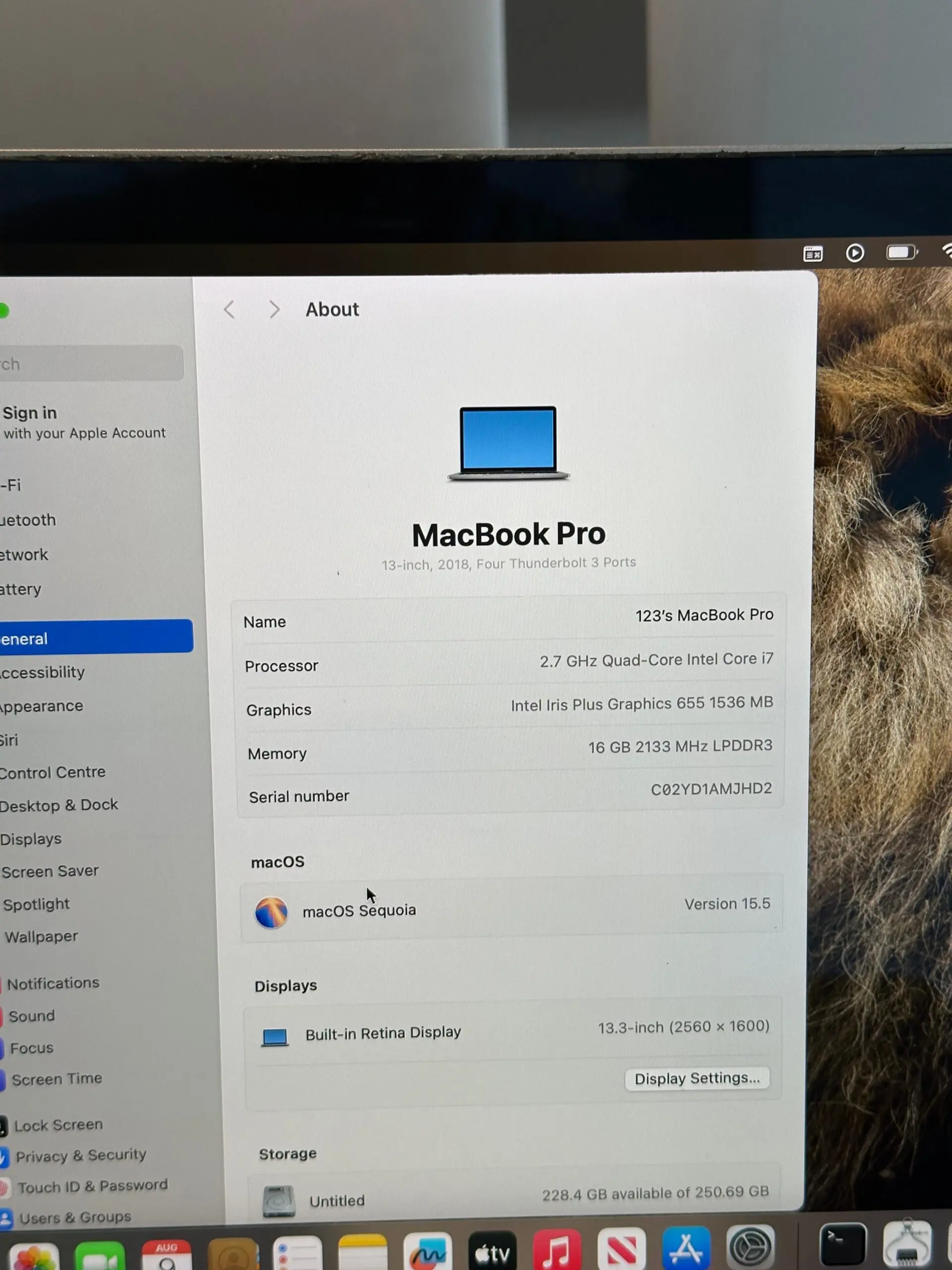 MacBook Pro 13” 2018 Intel Core i7 / 16GB RAM / 256GB SSD