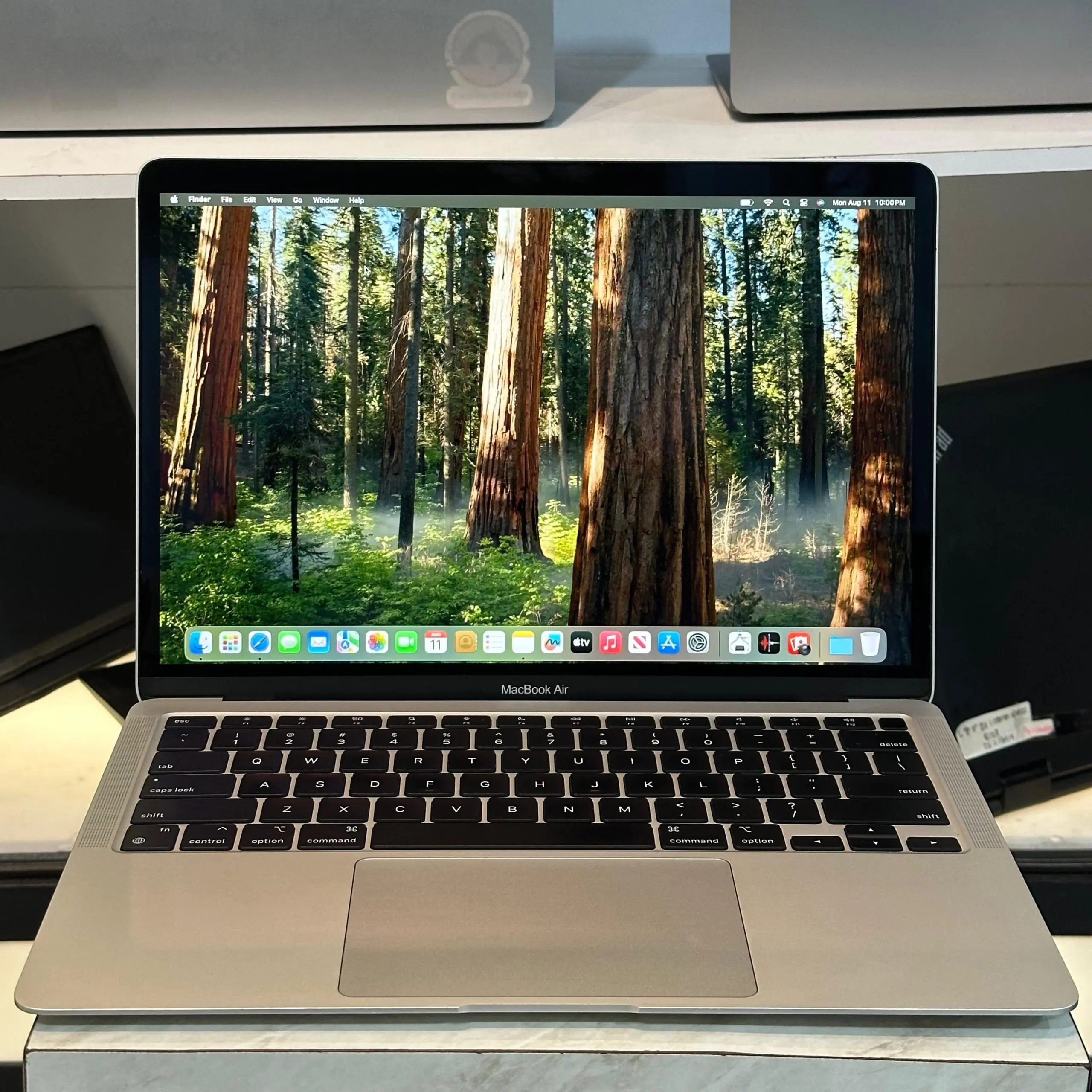 MacBook Air M1 2020 13″ 8GB RAM / 128GB SSD