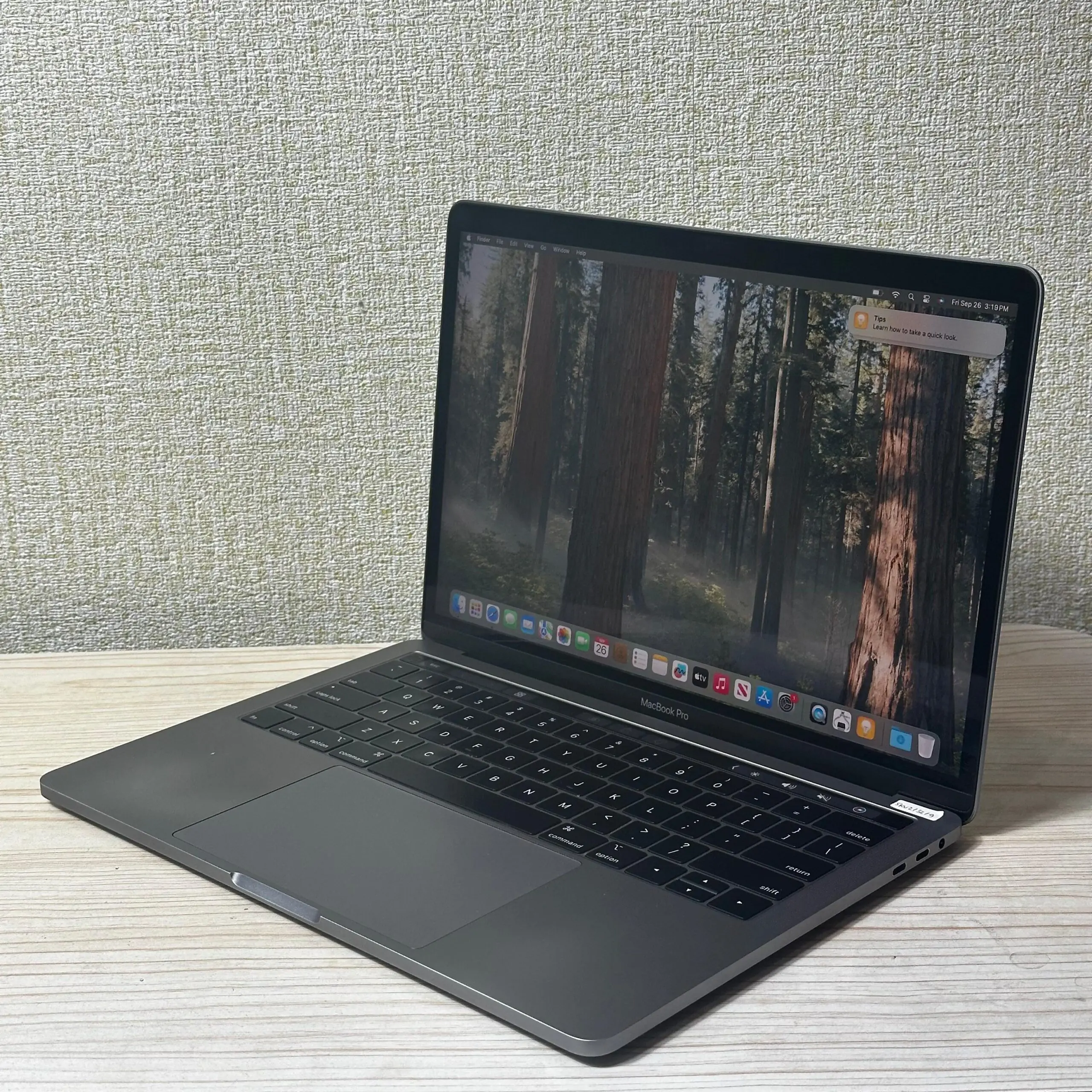 MacBook Pro 13” 2019 Intel Core i7 / 16GB RAM / 512GB SSD
