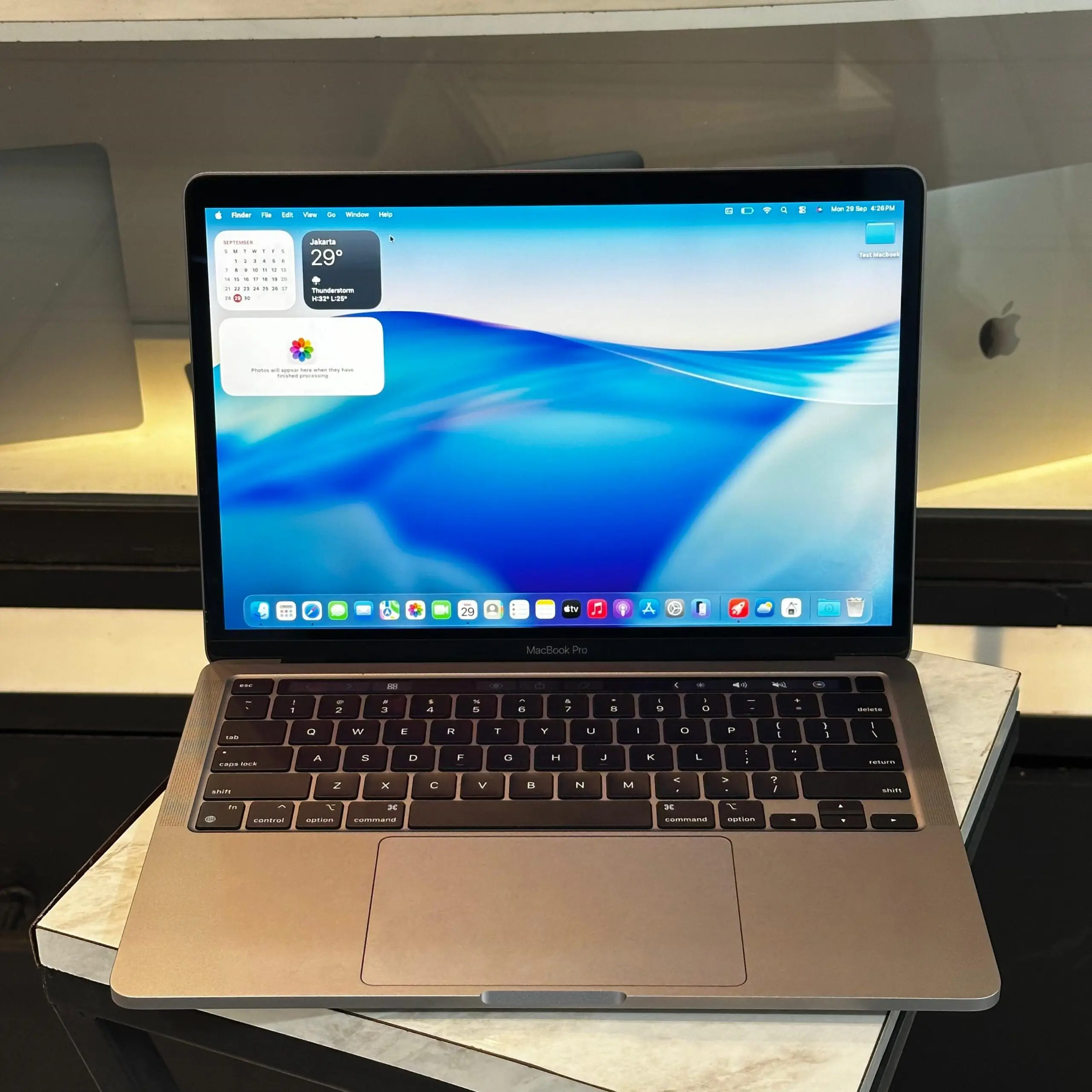MacBook Pro 13” M1 2020 – 16GB / 512GB SSD | Mulus & Siap Pakai
