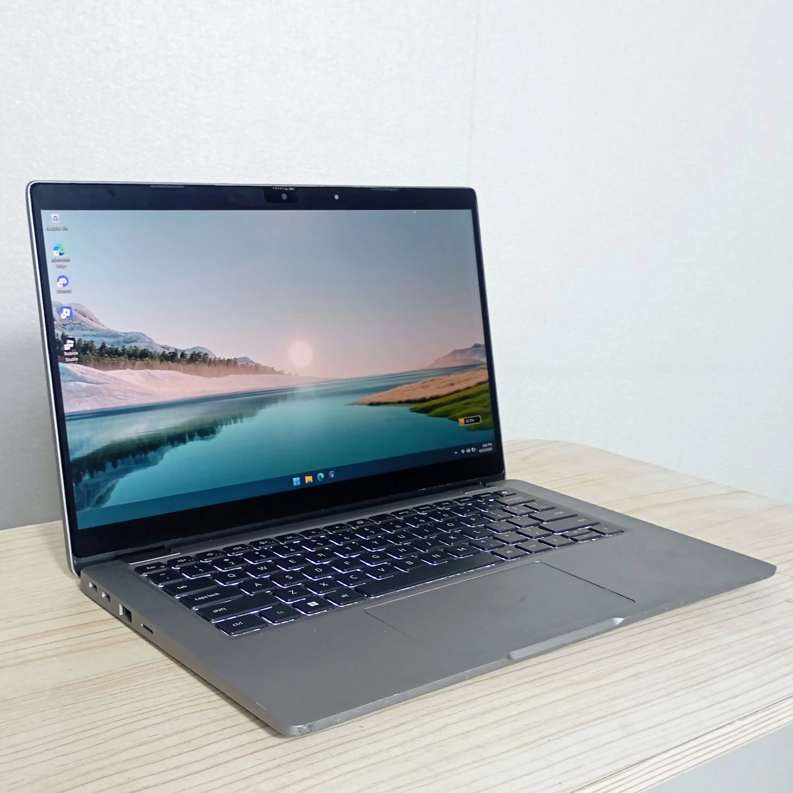 Dell Latitude 5320 2-in-1 i7 Gen 11 RAM.16GB SSD.256GB Siap Pakai