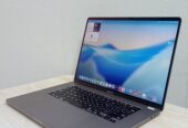 MacBook Pro 16” 2019 | Core i7 | RAM 32GB | SSD 512GB Siap pakai