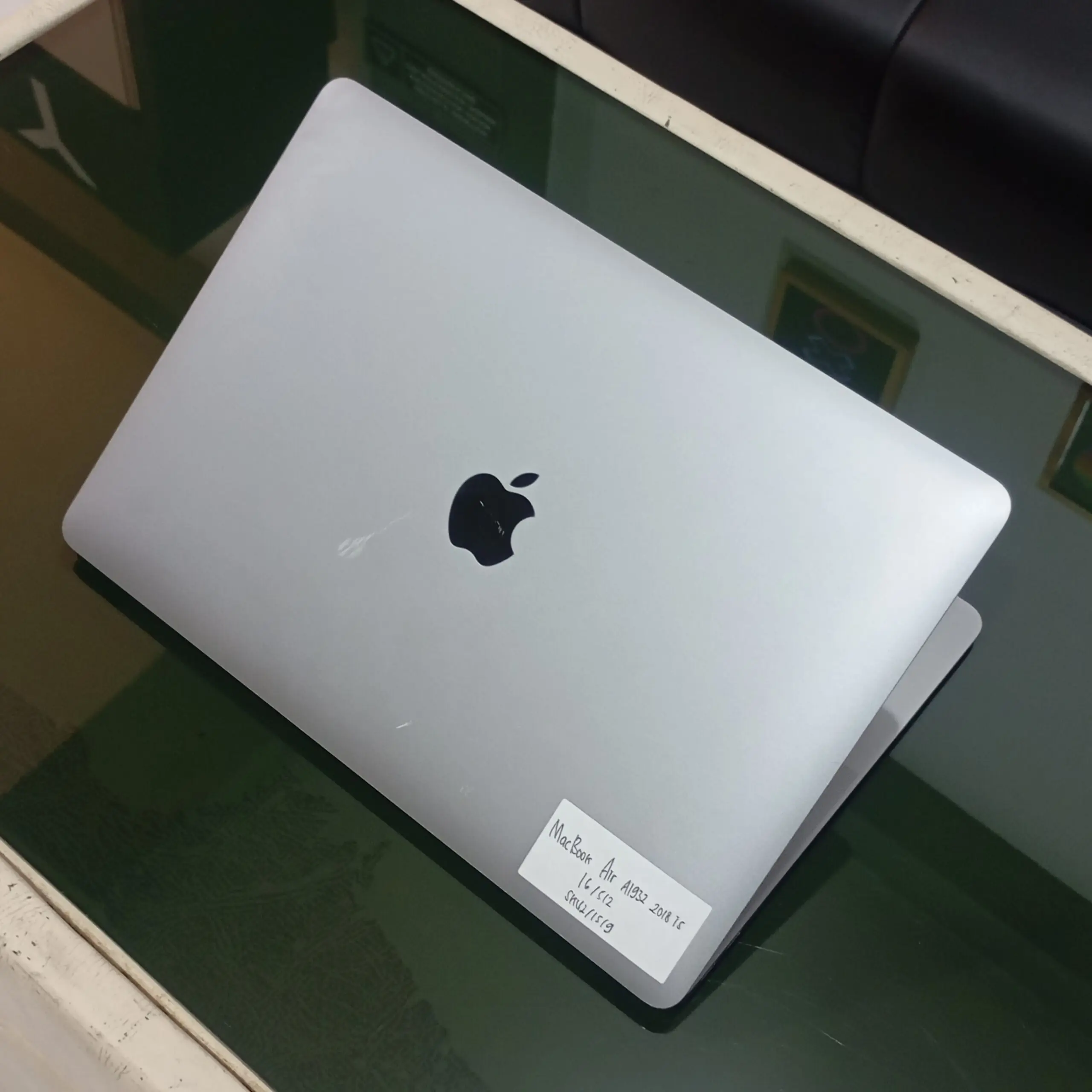 MacBook Air 13” 2018 Intel Core i5 / 16GB RAM / 512GB SSD