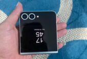 Samsung galaxy Z Flip 6 12/256GB