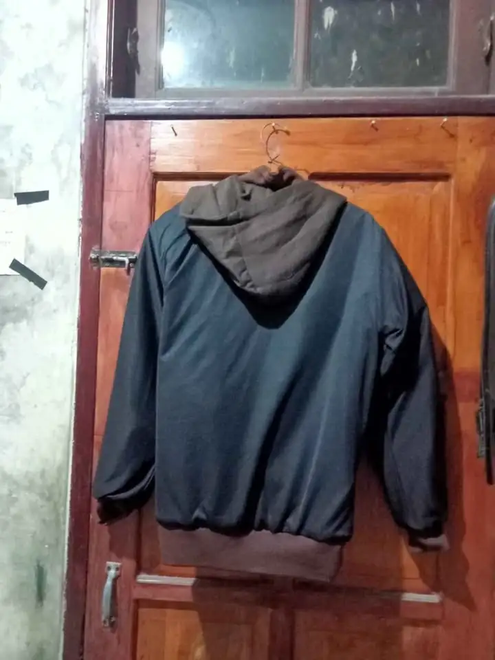Jaket bolak balik BB 70-75