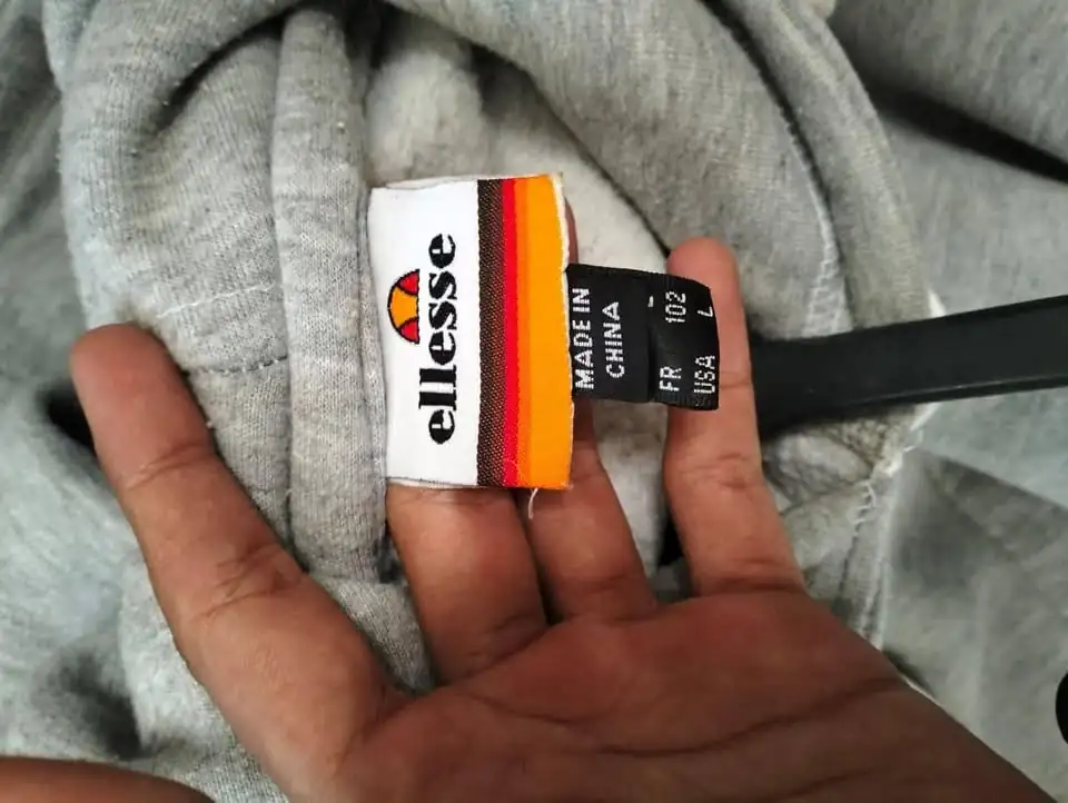 jaket hodie ellesse size L