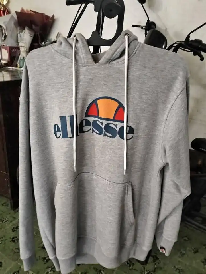 jaket hodie ellesse size L