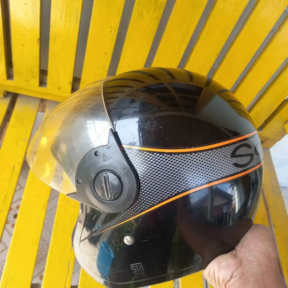 Helm scoopy