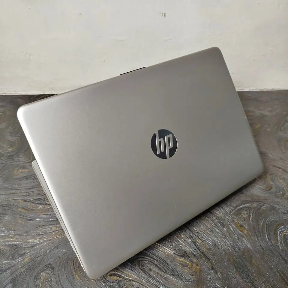 Laptop HP Ryzen 3|SSD 512GB – RAM 8GB Full HD, Mulus Minus Tipis