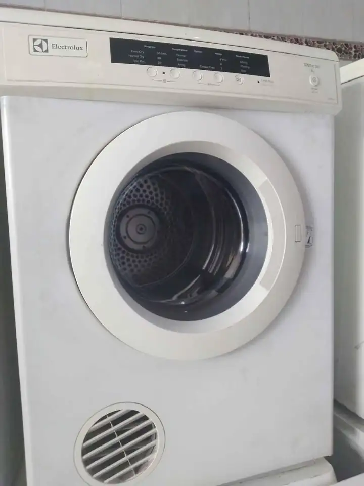 mesin pengering elextrolux