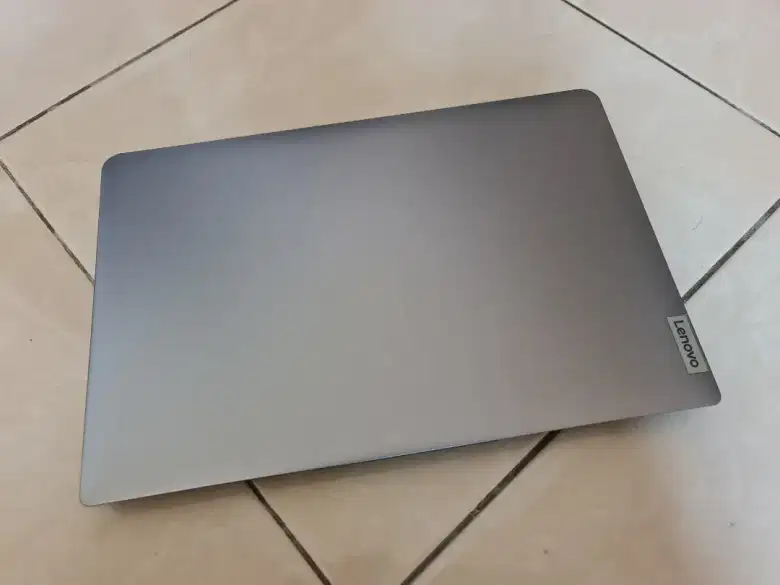 Jual Laptop Lenovo Ideapad 3 14IAU7