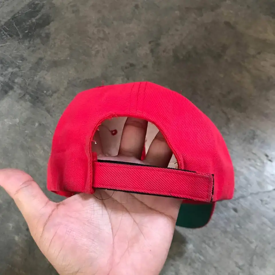 Topi vintage Sean john merah