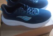 Jual cepat sepatu desle ukuran 42