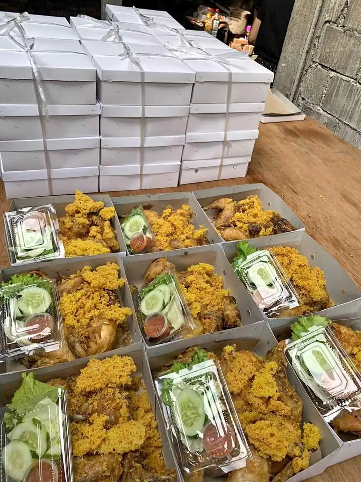 AYAM GORENG & BACA BAKAR
