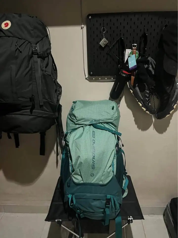 Jaket gunung eiger