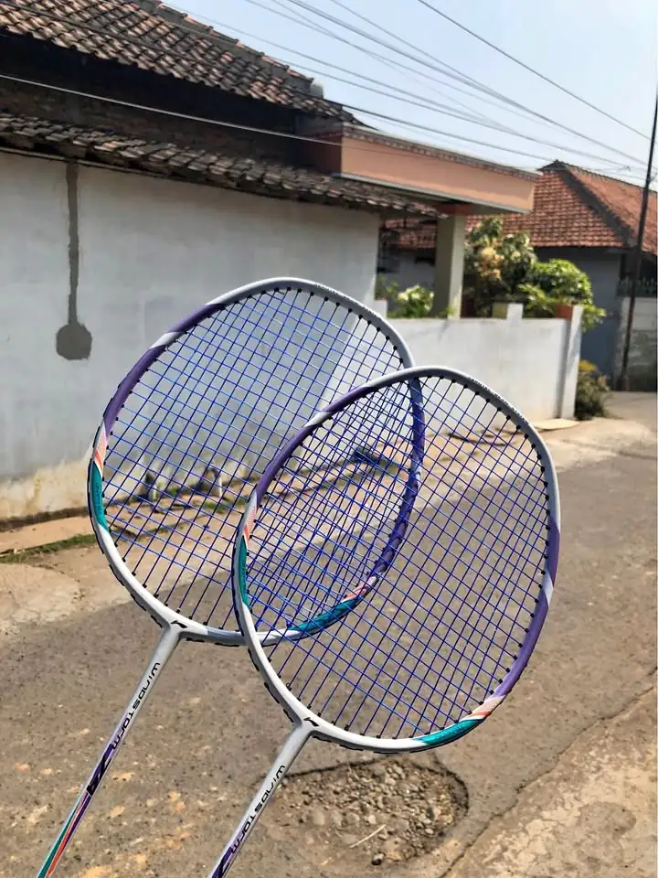 Raket Badminton 28lbs Siap Pakai