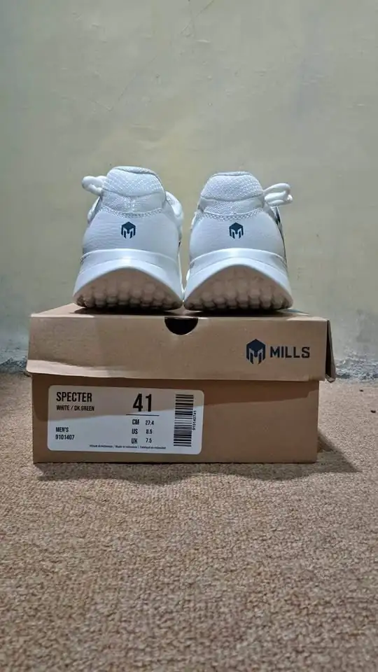 Sepatu running Mils ukuran 41