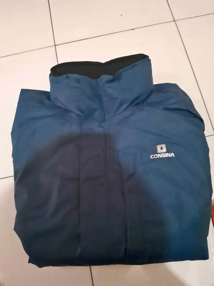 Consina jaket gunung Ukuran L