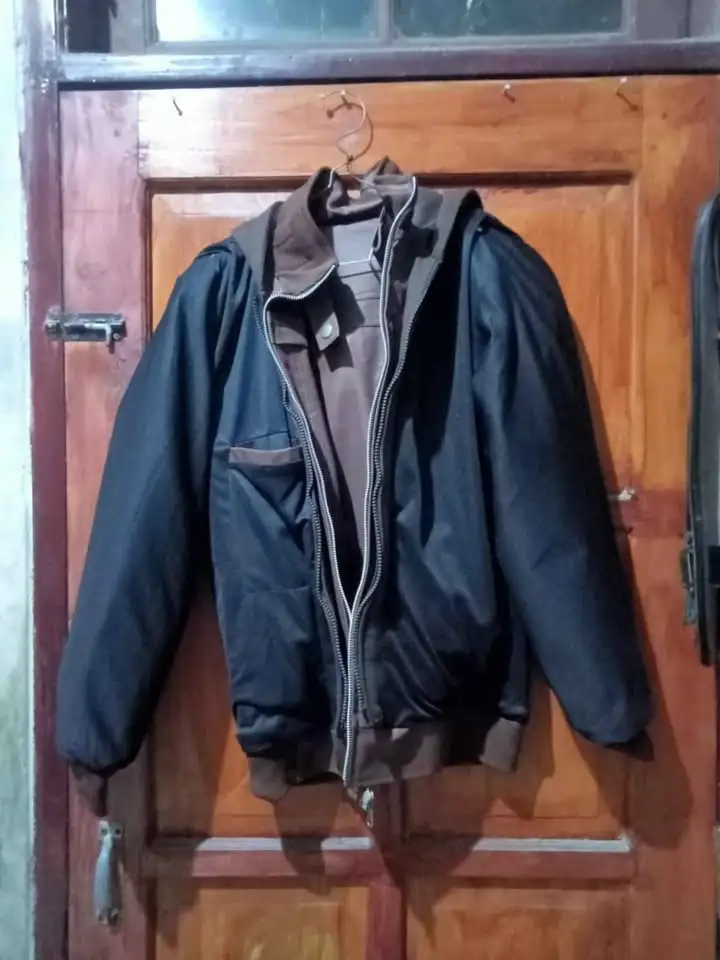 Jaket bolak balik BB 70-75