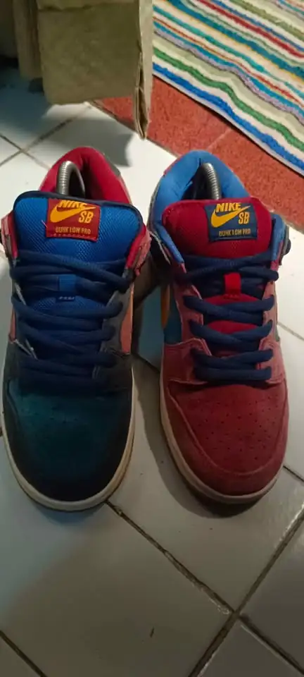 Dijual sepatu adidas & nike