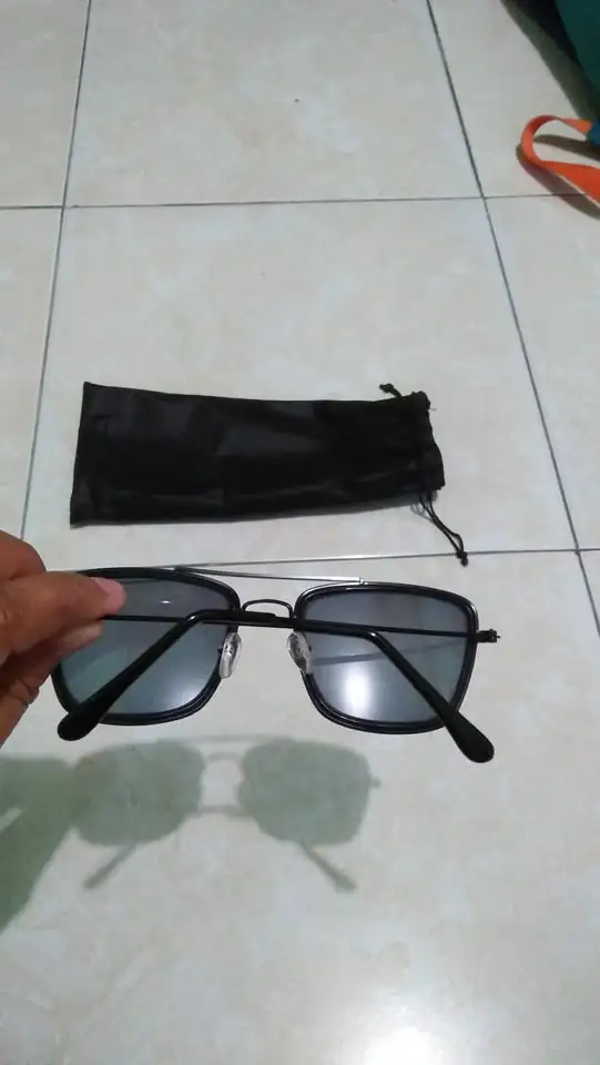 Kacamata hitam minus 2 kanan kiri