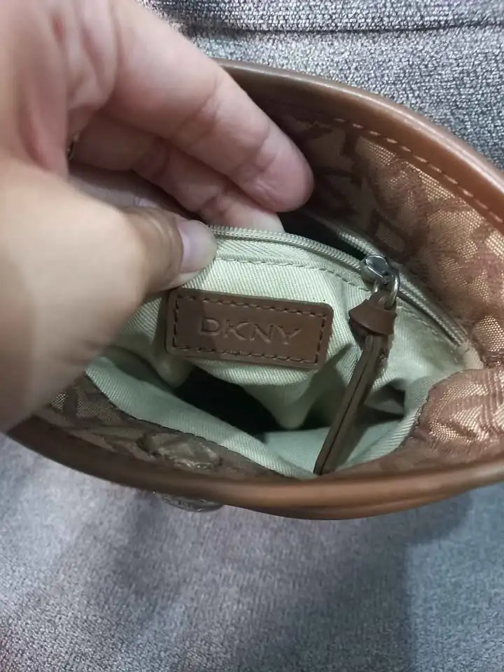 Tas sling bag canvas mix kulit asli dkny brown cokelat coklat