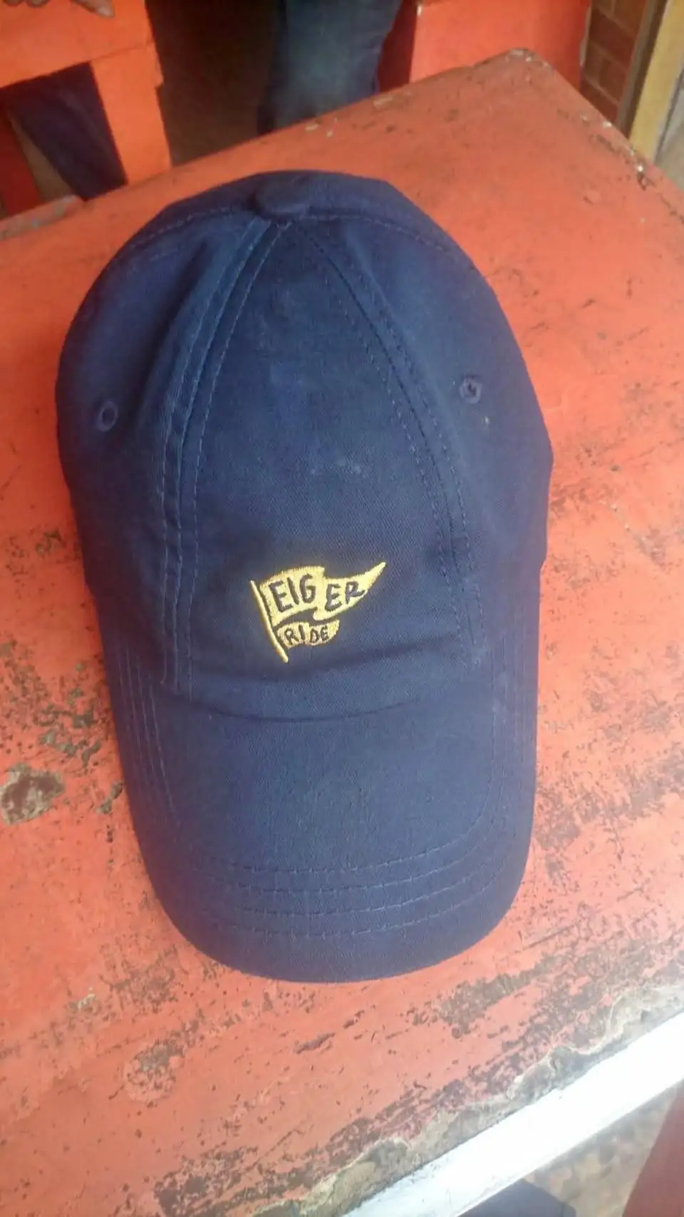 TOPI EIGER Jarang pakai nego