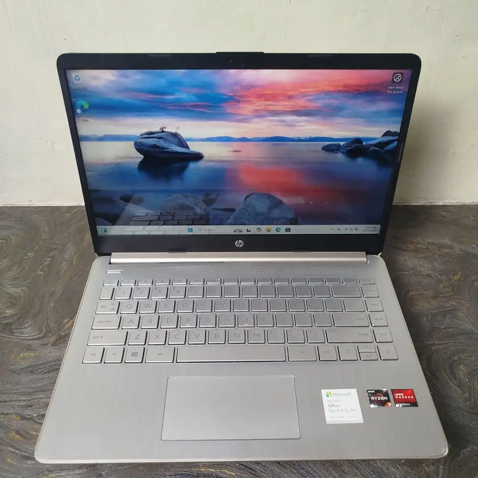 Laptop HP Ryzen 3|SSD 512GB – RAM 8GB Full HD, Mulus Minus Tipis