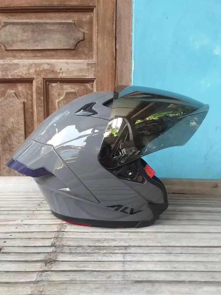 Dijual Helm ALV ULTRON size L