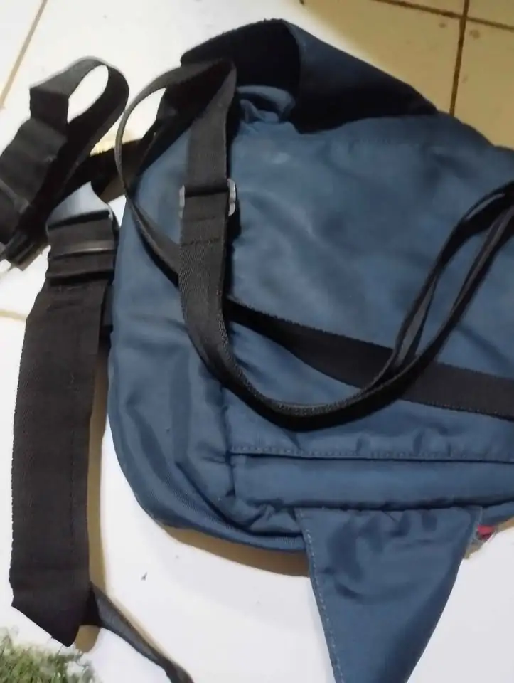 Tas selempang kardinal ori
