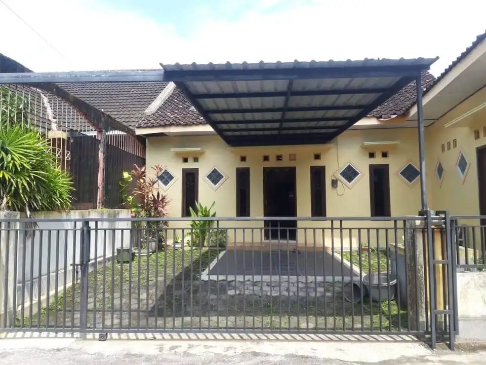 Rumah 4KT 2KM Luas tanah 169m²