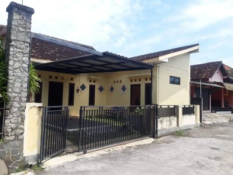 Rumah 4KT 2KM Luas tanah 169m²