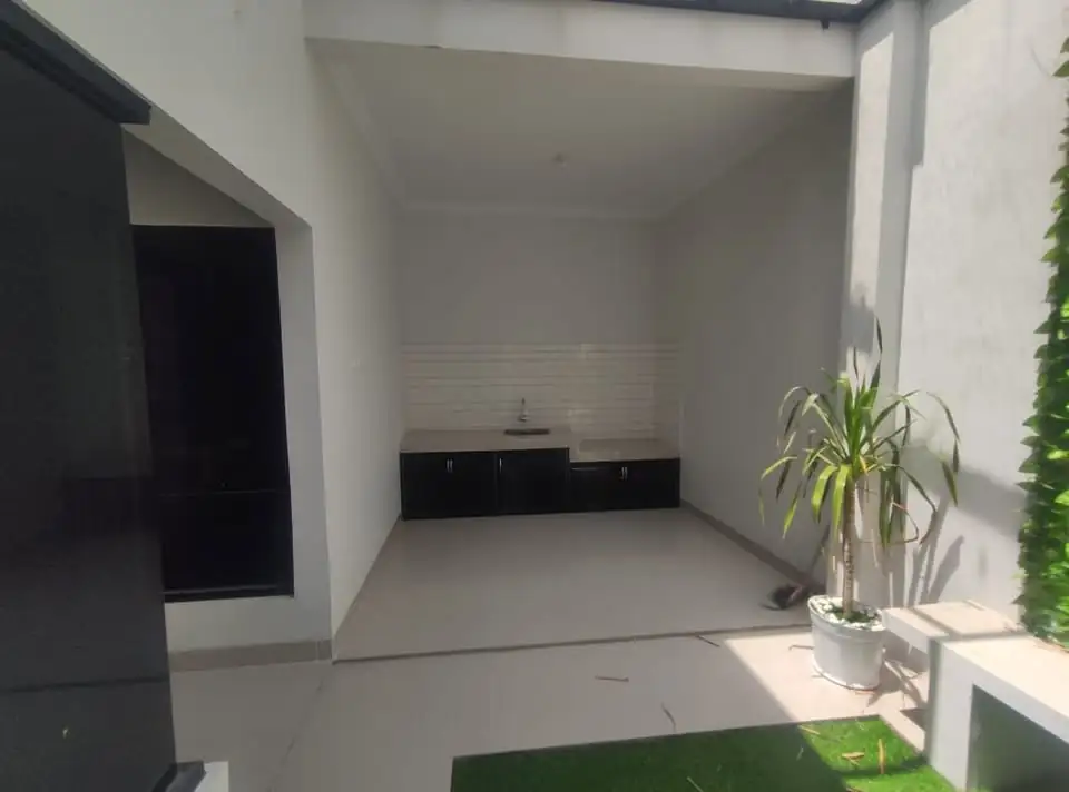 DIJUAL 3 beds 2 baths House