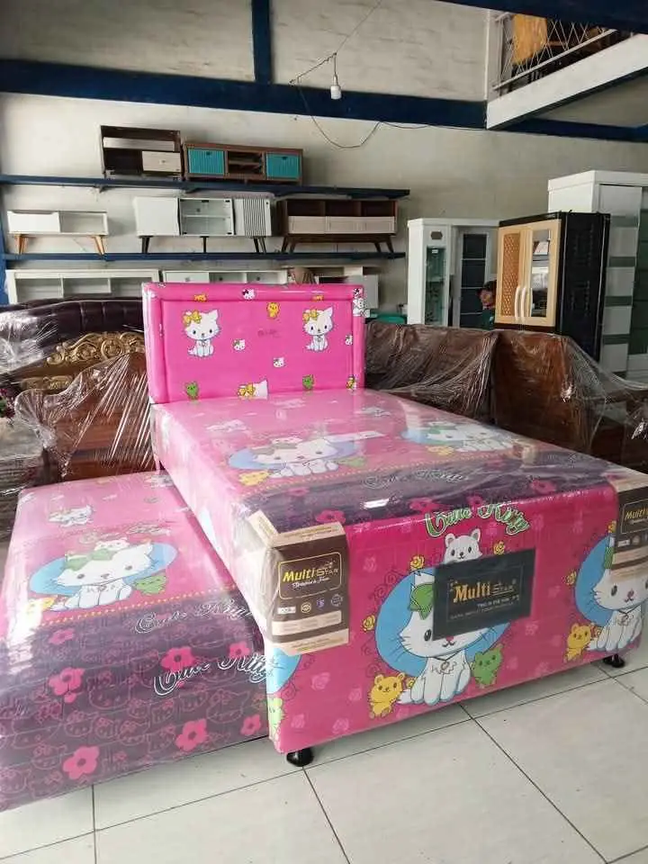Springbed sorong alias 2in1 karakter