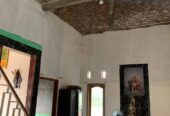 Dijual rumah 2 lantai bangunan Baru Solo UTAra