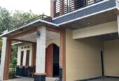 Dijual rumah 2 lantai bangunan Baru Solo UTAra